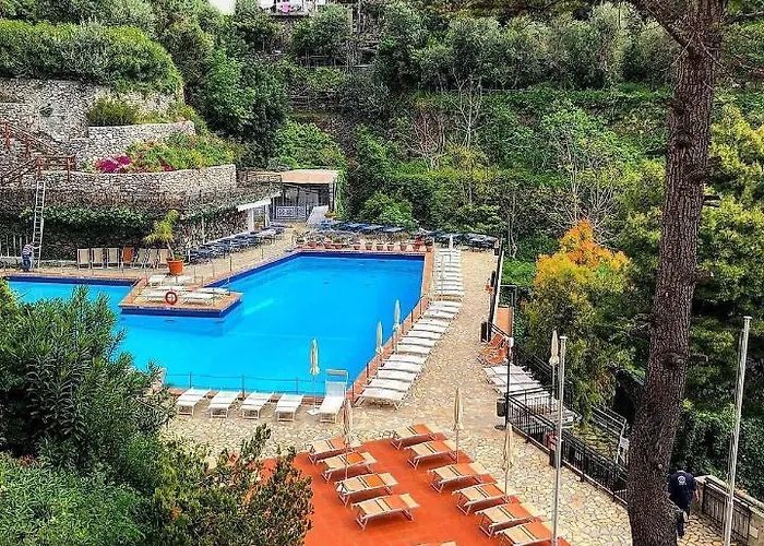 Luxury Royal Lägenhetshotell 4*