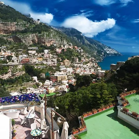 Luxury Royal Aparthotel